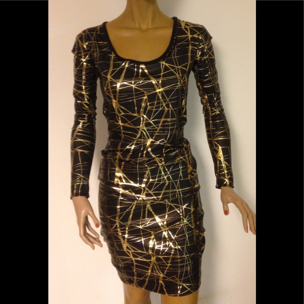 Dress - Picture 1 of 1